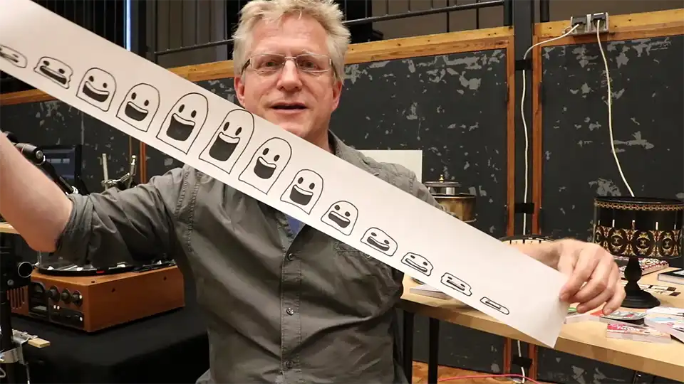 film clip How does a paper strip become an animation