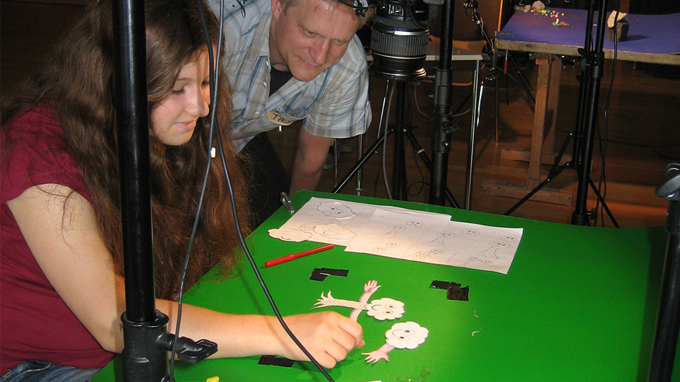 Cut-out Animation Workshop for federal price winners of the 'youth creativ' competition, held by Thomas Stellmach.