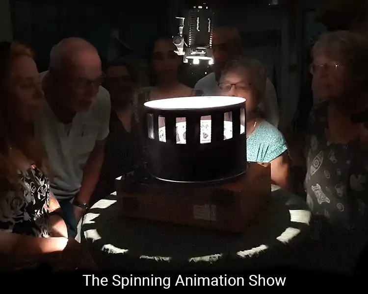 THE SPINNING ANIMATION SHOW by Thomas Stellmach